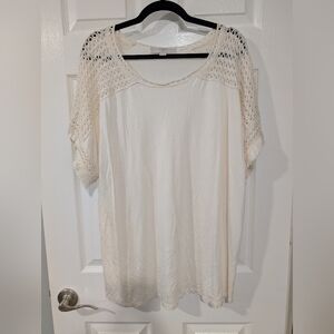 LOFT Plus Cream/Ivory Crochet Accent Short Sleeve Top in Size 20/22